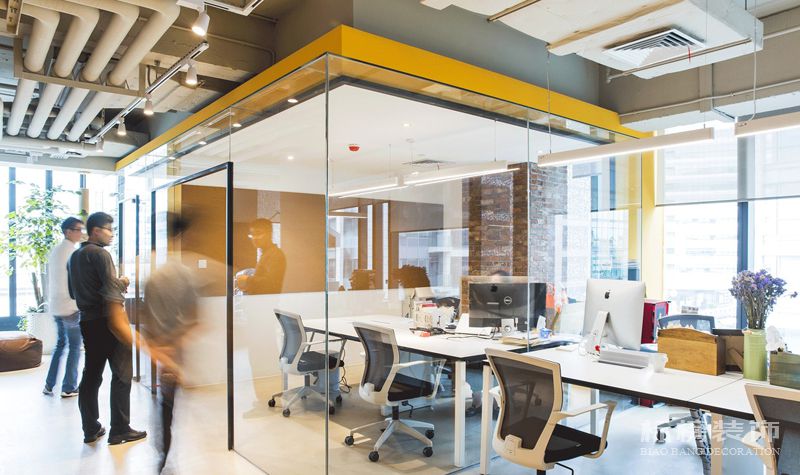 室內設計師在設計辦公室時怎么設計布置？