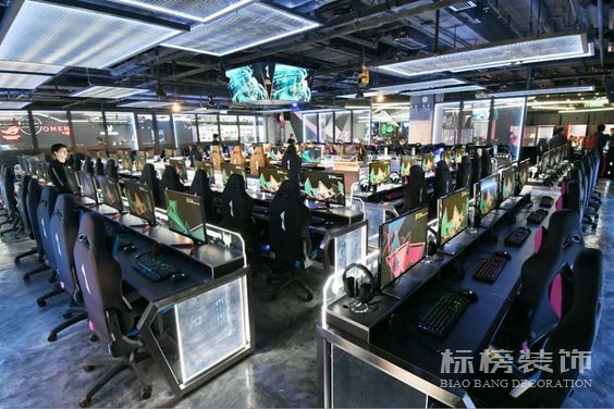 現(xiàn)代網(wǎng)吧裝修風格